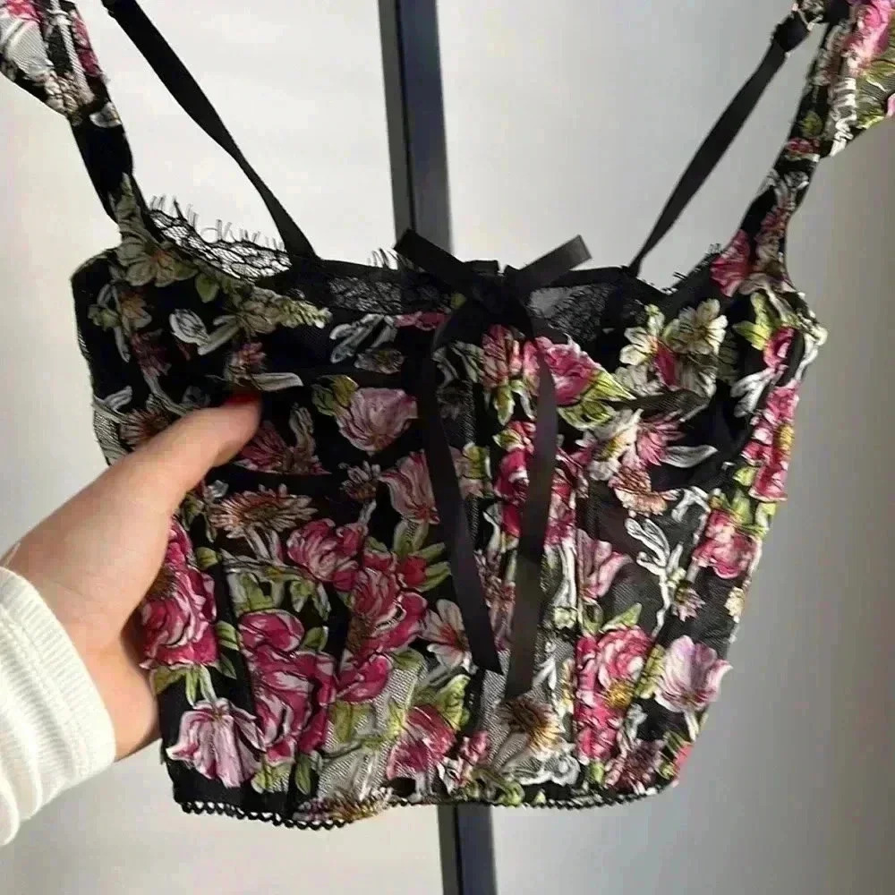 Victorias Secret corset top 32C - Picture 4 of 6